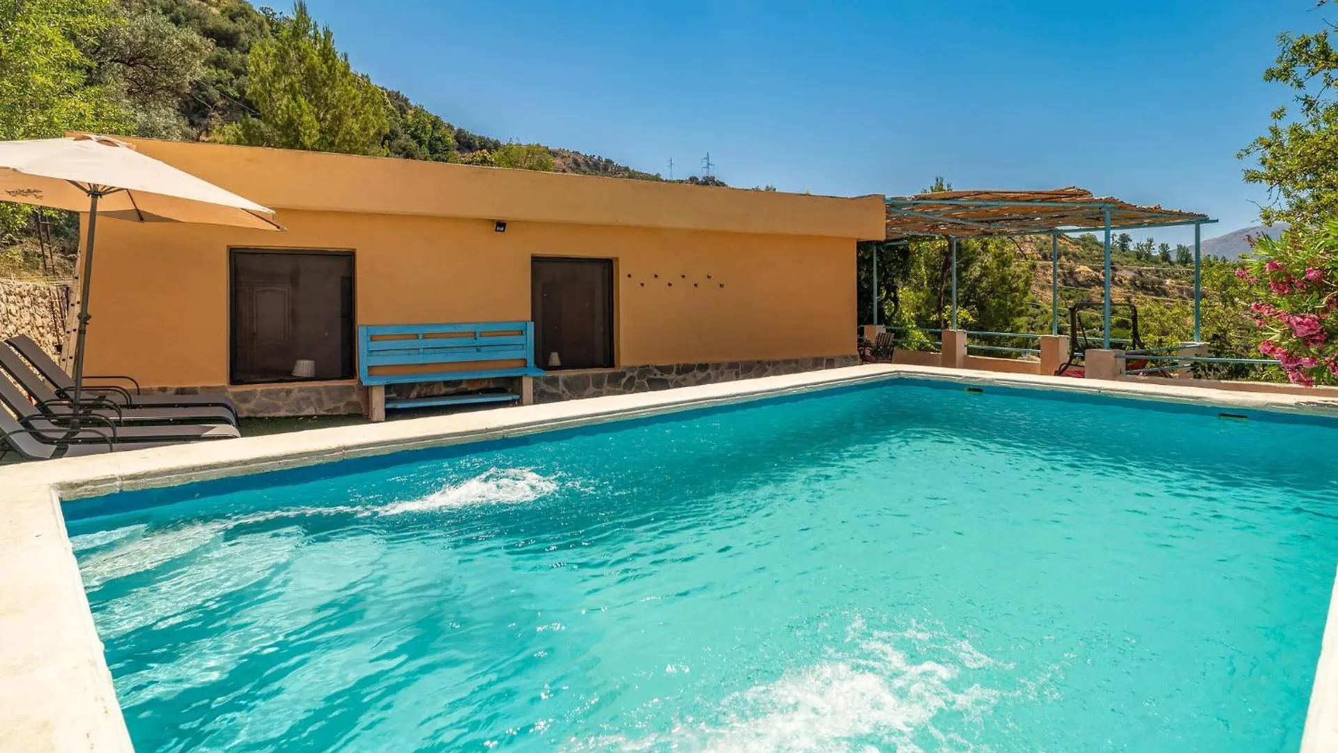 Cozy Home In Lanjaron With Indoor Swimming Pool